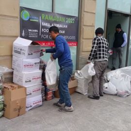 Продуктовая помощь чеченским беженцам в Азербайджане